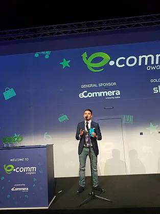 Георги Ангелов награждава победителите в eCommCongress